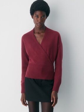 NWT - Aritzia Babaton Atticus Merino Wool Sweater - Size Small - Cordovan